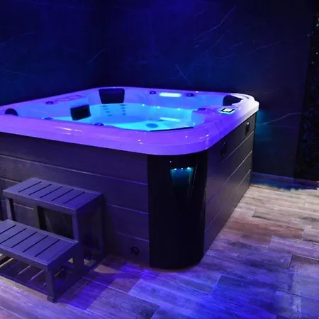 Frühstückspension Lov'&spa 3*