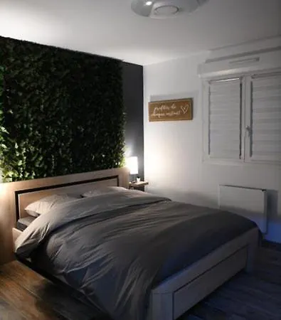 Lov'&spa Couette-café 3*