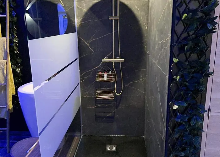 Nocleg ze śniadaniem Lov'&spa Pont-a-Vendin